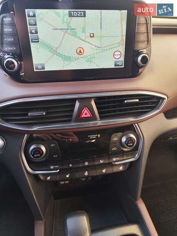 Внедорожник / Кроссовер Hyundai Santa FE 2018 в Житомире