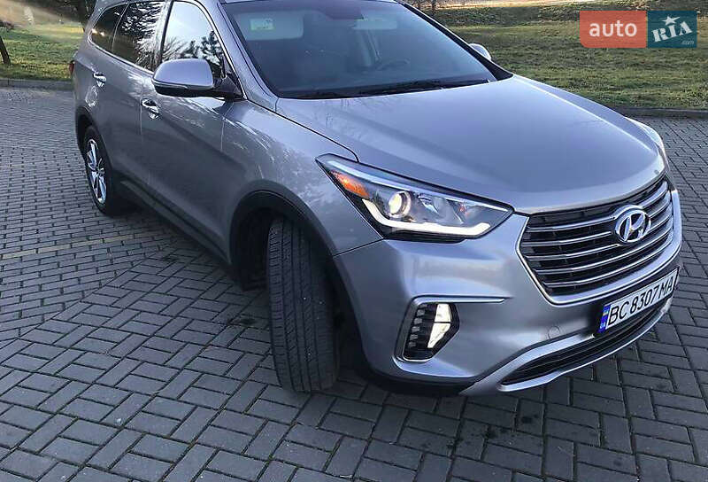Позашляховик / Кросовер Hyundai Santa FE 2016 в Львові