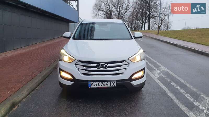 Позашляховик / Кросовер Hyundai Santa FE 2015 в Києві