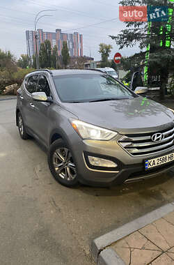 Внедорожник / Кроссовер Hyundai Santa FE 2015 в Киеве