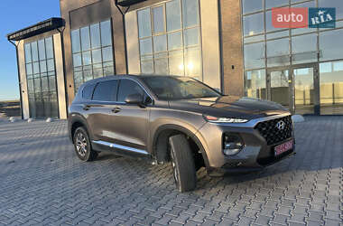 Внедорожник / Кроссовер Hyundai Santa FE 2019 в Тернополе