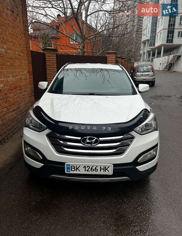 Внедорожник / Кроссовер Hyundai Santa FE 2014 в Киеве