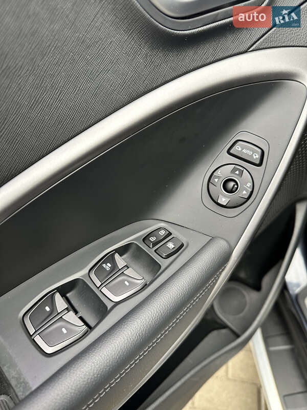 Позашляховик / Кросовер Hyundai Santa FE 2014 в Боярці фото 38 Позашляховик / Кросовер Hyundai Santa FE 2014 в Боярці