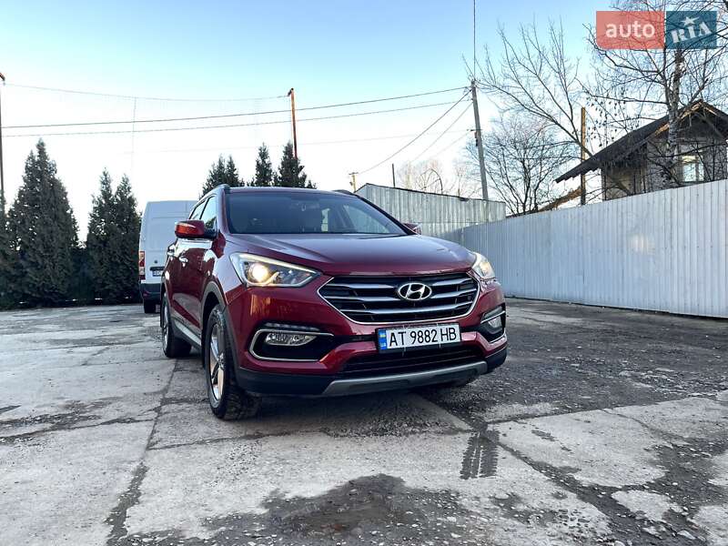 Позашляховик / Кросовер Hyundai Santa FE 2017 в Івано-Франківську