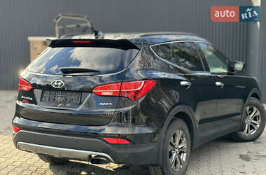 Внедорожник / Кроссовер Hyundai Santa FE 2013 в 