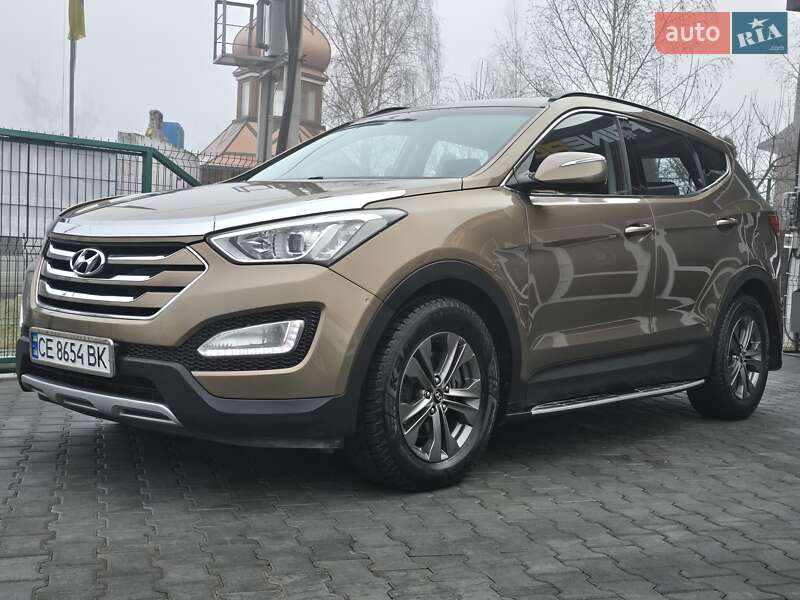 Позашляховик / Кросовер Hyundai Santa FE 2013 в Чернівцях