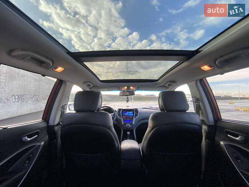 Внедорожник / Кроссовер Hyundai Santa FE 2015 в Львове