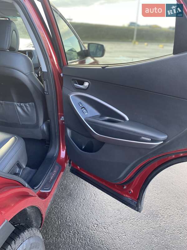 Внедорожник / Кроссовер Hyundai Santa FE 2015 в Львове