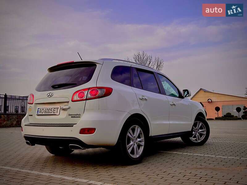 Внедорожник / Кроссовер Hyundai Santa FE 2011 в Иршаве