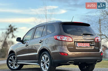 Внедорожник / Кроссовер Hyundai Santa FE 2011 в Луцке