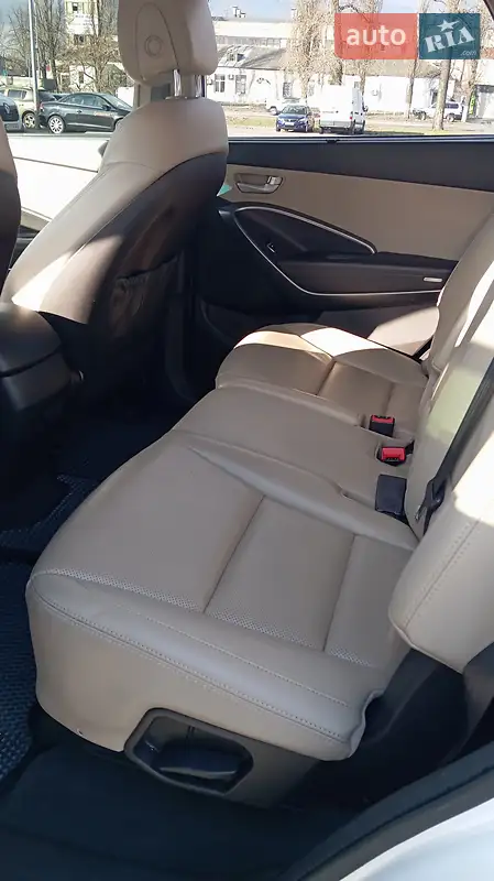 Hyundai Santa FE 2017 VIN KM8SNDHF3HU244462 фото оголошення 5 з 64