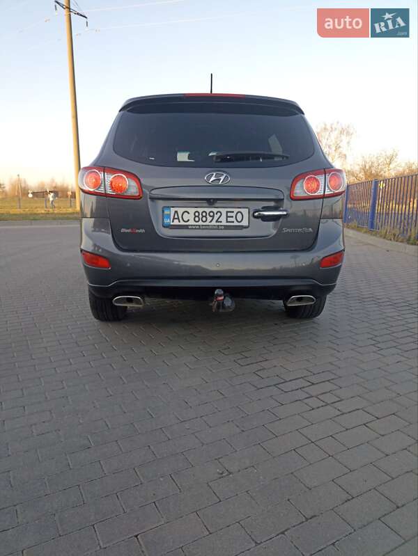 Позашляховик / Кросовер Hyundai Santa FE 2010 в Нововолинську