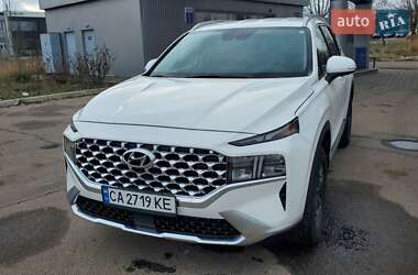 Внедорожник / Кроссовер Hyundai Santa FE 2022 в 