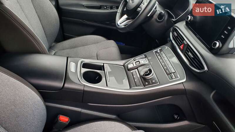 Позашляховик / Кросовер Hyundai Santa FE 2022 в Умані