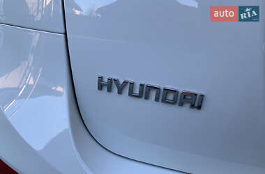 Внедорожник / Кроссовер Hyundai Santa FE 2010 в Ровно