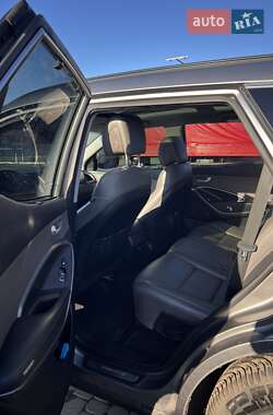 Внедорожник / Кроссовер Hyundai Santa FE 2014 в 