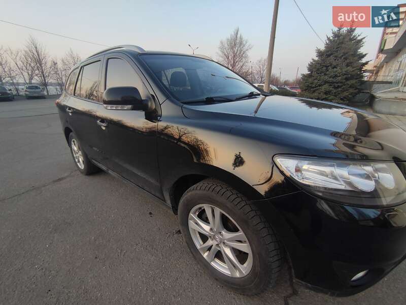 Внедорожник / Кроссовер Hyundai Santa FE 2011 в Николаеве