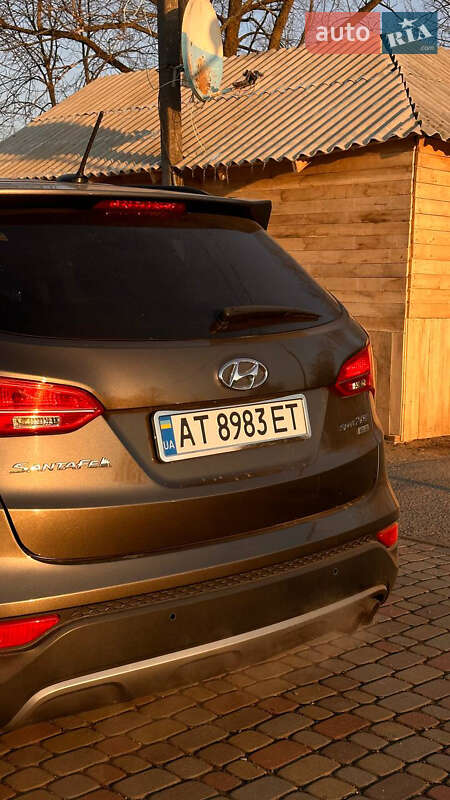 Позашляховик / Кросовер Hyundai Santa FE 2012 в Тлумачі