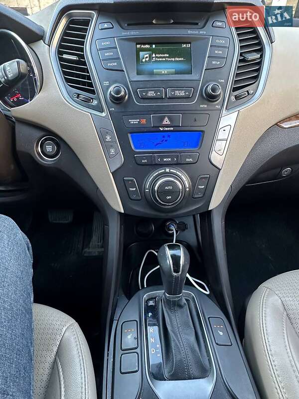 Внедорожник / Кроссовер Hyundai Santa FE 2015 в Львове фото 13 Внедорожник / Кроссовер Hyundai Santa FE 2015 в Львове