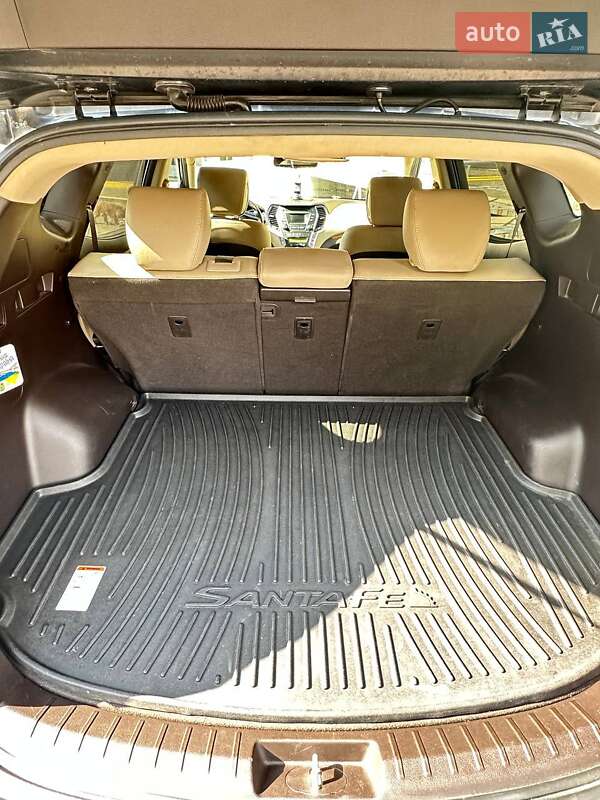 Внедорожник / Кроссовер Hyundai Santa FE 2015 в Львове фото 28 Внедорожник / Кроссовер Hyundai Santa FE 2015 в Львове