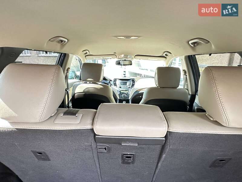 Внедорожник / Кроссовер Hyundai Santa FE 2015 в Львове фото 31 Внедорожник / Кроссовер Hyundai Santa FE 2015 в Львове
