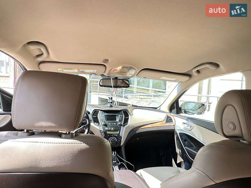Внедорожник / Кроссовер Hyundai Santa FE 2015 в Львове фото 35 Внедорожник / Кроссовер Hyundai Santa FE 2015 в Львове