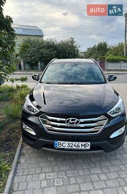 Внедорожник / Кроссовер Hyundai Santa FE 2015 в 