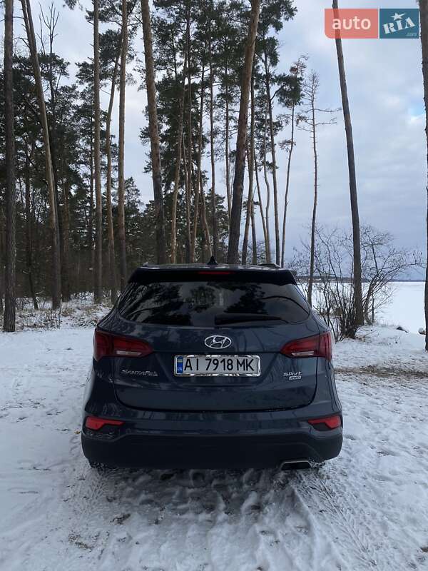 Позашляховик / Кросовер Hyundai Santa FE 2017 в Києві