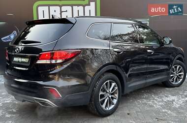 Внедорожник / Кроссовер Hyundai Santa FE 2015 в 