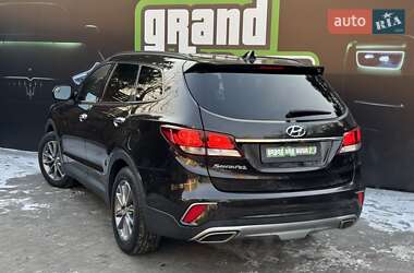 Внедорожник / Кроссовер Hyundai Santa FE 2015 в 