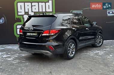 Внедорожник / Кроссовер Hyundai Santa FE 2015 в 