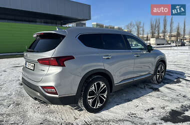 Внедорожник / Кроссовер Hyundai Santa FE 2018 в Киеве