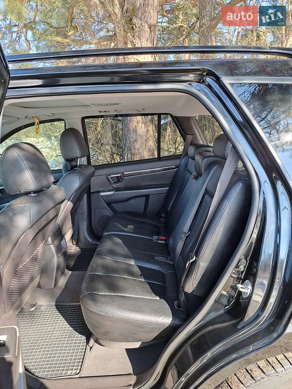 Позашляховик / Кросовер Hyundai Santa FE 2012 в Києві