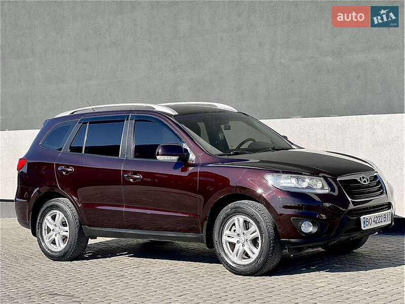 Внедорожник / Кроссовер Hyundai Santa FE 2011 в Тернополе