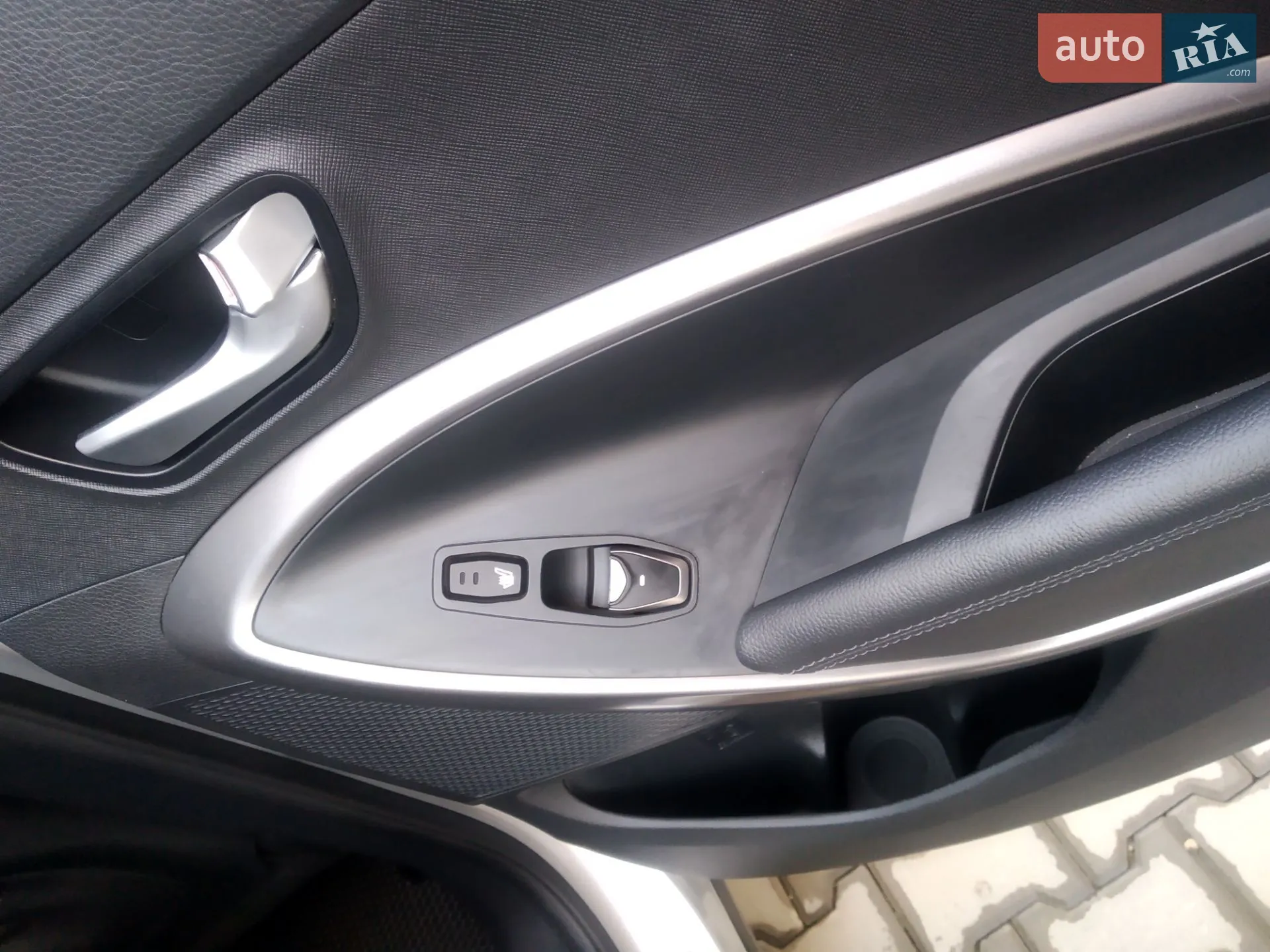 2013 Hyundai Santa Fe - мініатюра 14