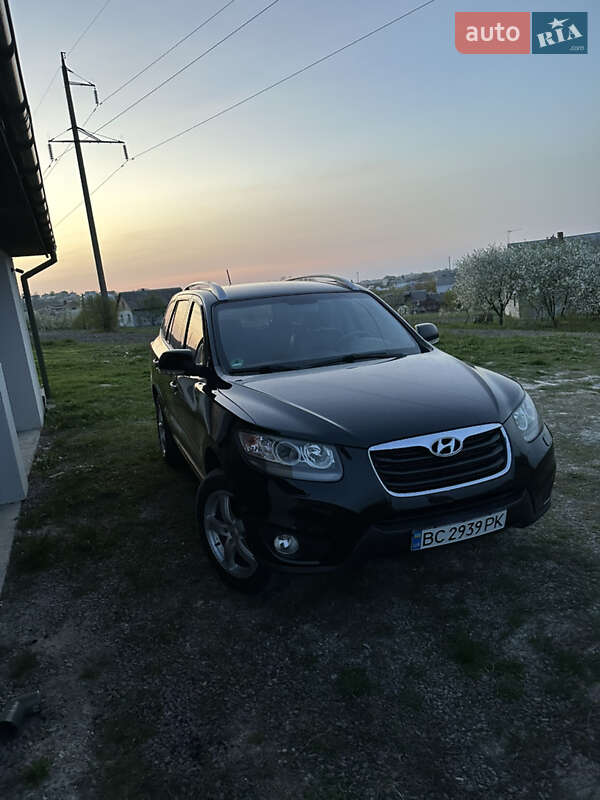 Позашляховик / Кросовер Hyundai Santa FE 2011 в Львові