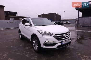 Внедорожник / Кроссовер Hyundai Santa FE 2015 в Киеве