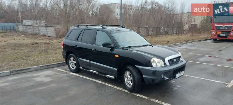 Внедорожник / Кроссовер Hyundai Santa FE 2005 в 