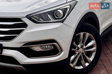 Внедорожник / Кроссовер Hyundai Santa FE 2017 в Одессе