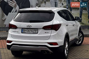 Внедорожник / Кроссовер Hyundai Santa FE 2017 в Одессе