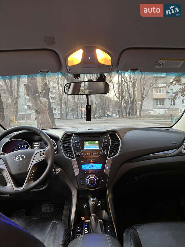 Позашляховик / Кросовер Hyundai Santa FE 2013 в Запоріжжі