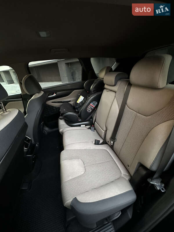 Позашляховик / Кросовер Hyundai Santa FE 2018 в Івано-Франківську