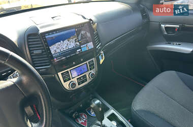 Позашляховик / Кросовер Hyundai Santa FE 2006 в 