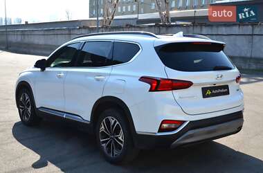 Внедорожник / Кроссовер Hyundai Santa FE 2019 в Киеве