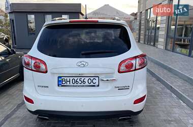Внедорожник / Кроссовер Hyundai Santa FE 2011 в 