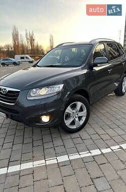 Позашляховик / Кросовер Hyundai Santa FE 2011 в Києві