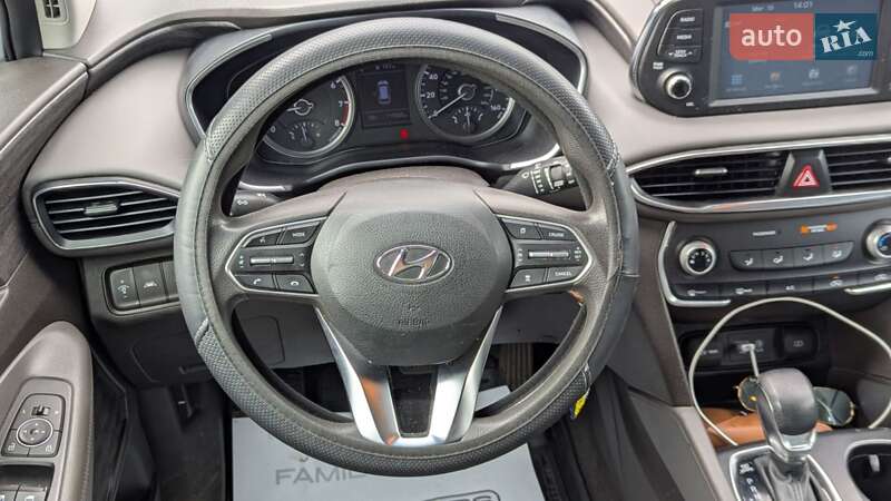 Внедорожник / Кроссовер Hyundai Santa FE 2019 в Одессе