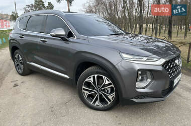 Позашляховик / Кросовер Hyundai Santa FE 2018 в 