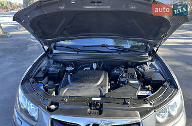 Внедорожник / Кроссовер Hyundai Santa FE 2011 в 