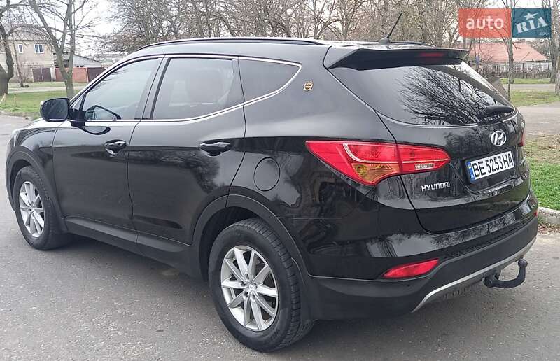 Позашляховик / Кросовер Hyundai Santa FE 2013 в Миколаєві